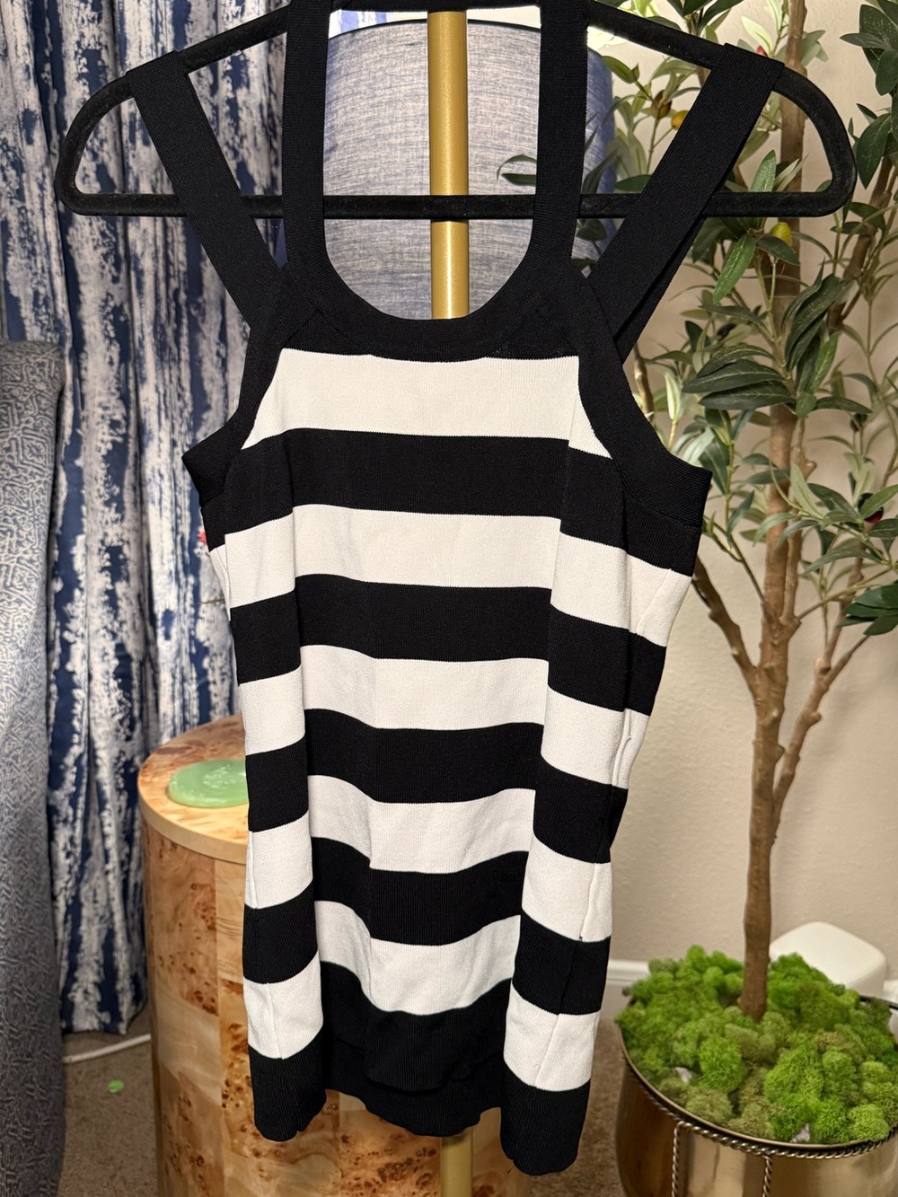 Cache’ Black and white striped sleeveless top
